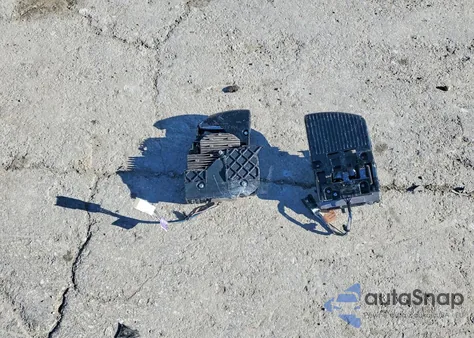 2024 Hyundai Elantra Limited z USA, uszkodzony, nr VIN KMHLP4DG7RU662778